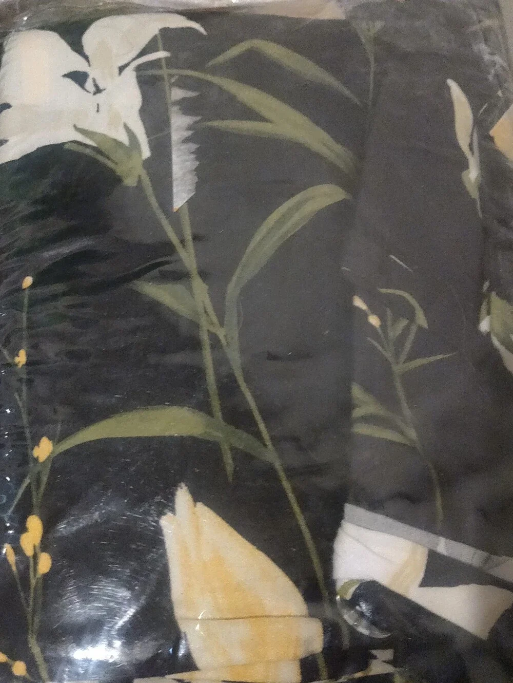 Lily Floral Charter Club Queen/ Full Duvet Cover & 2 Standard Pillow Cases EUC